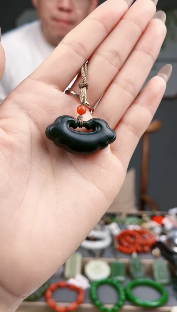 【闪购商品】和田玉颈饰未镶嵌AA多样性发货 拍一发一