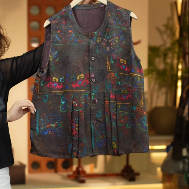 月华《非遗美学》2503高级感轻奢盘扣无袖上衣