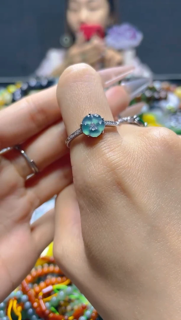 颈饰未镶嵌翡翠/S/翡翠A货，一件也是批发价