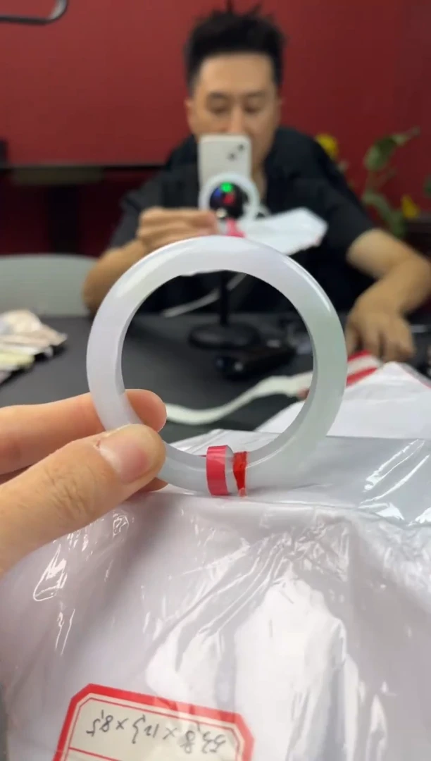 未镶嵌手镯翡翠9