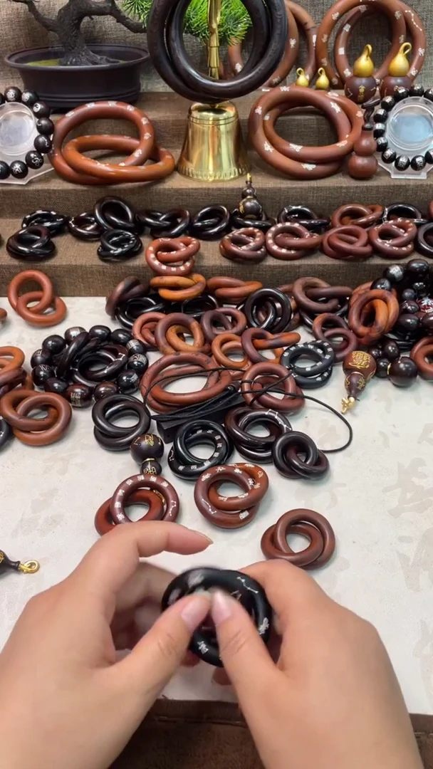 木拦**匪枣木玉化2.5乾坤圈镶银五雷五路全品加挂绳