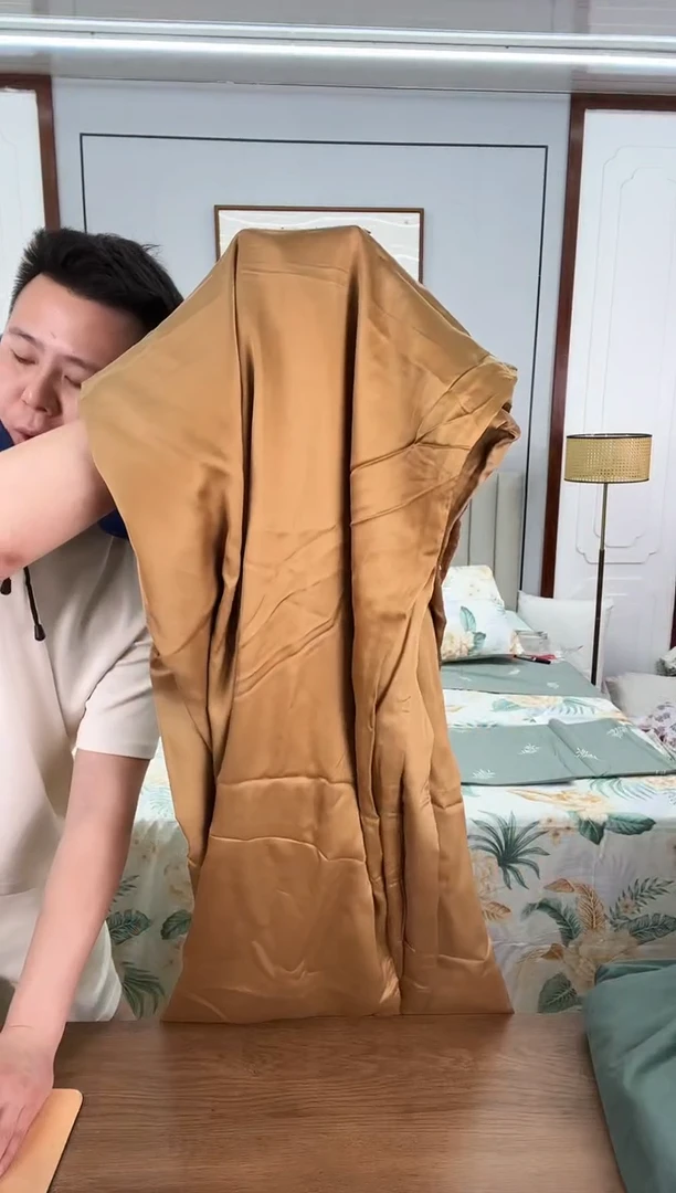 莱赛尔纤维莱赛尔纤维棕黄色40支天丝被套200*230