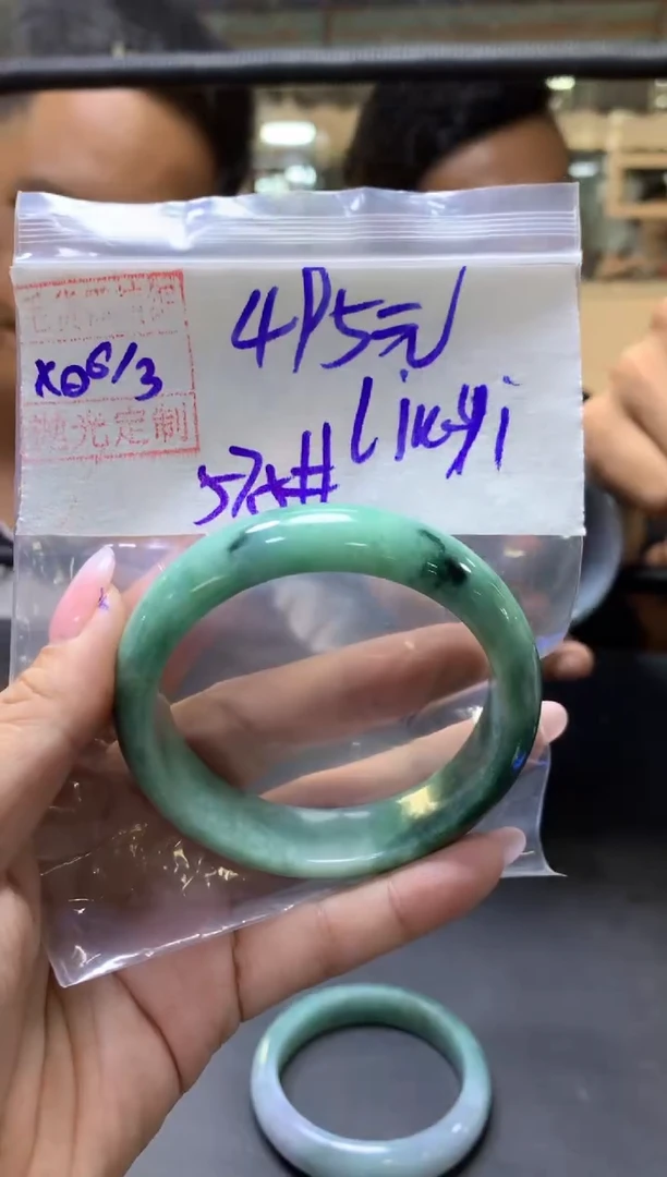 【闪购商品】定制翡翠未镶嵌li+手镯57.5#495元毛货需抛光