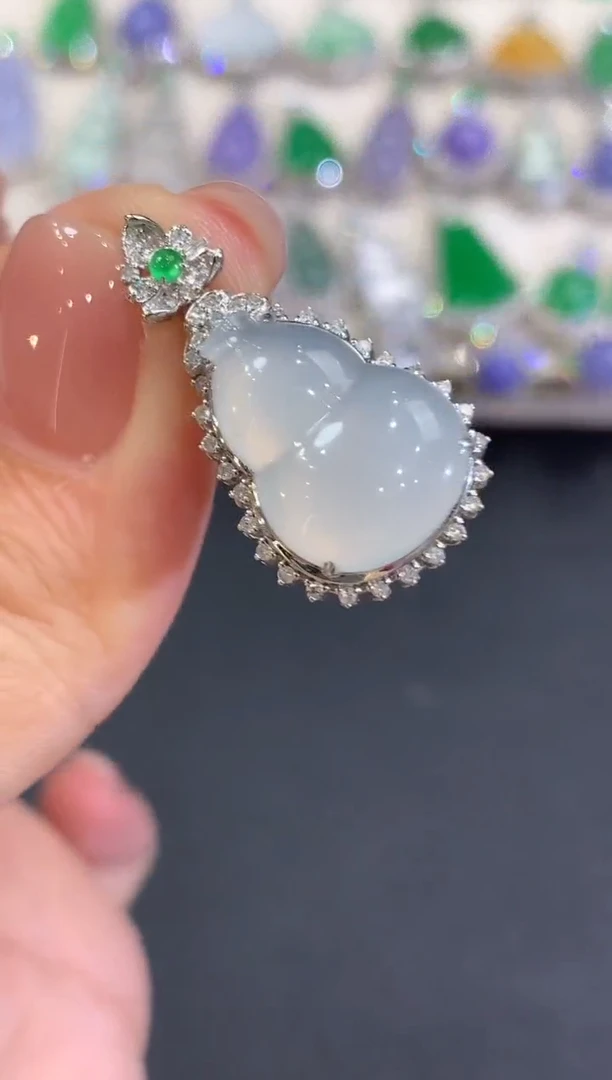 吊坠(不含链)18K金镶嵌翡翠a79