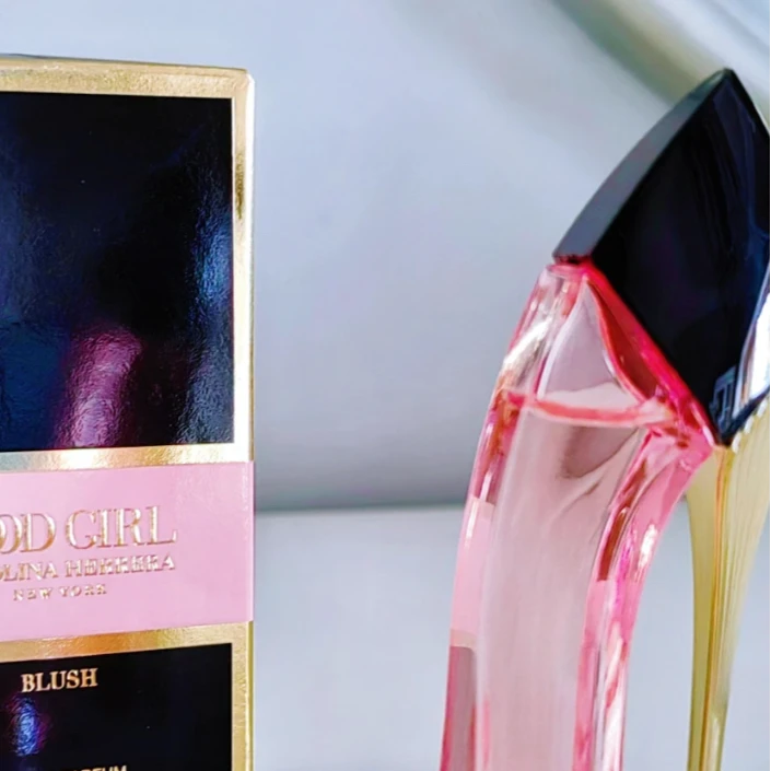 粉色依兰 无畏女王中样香水