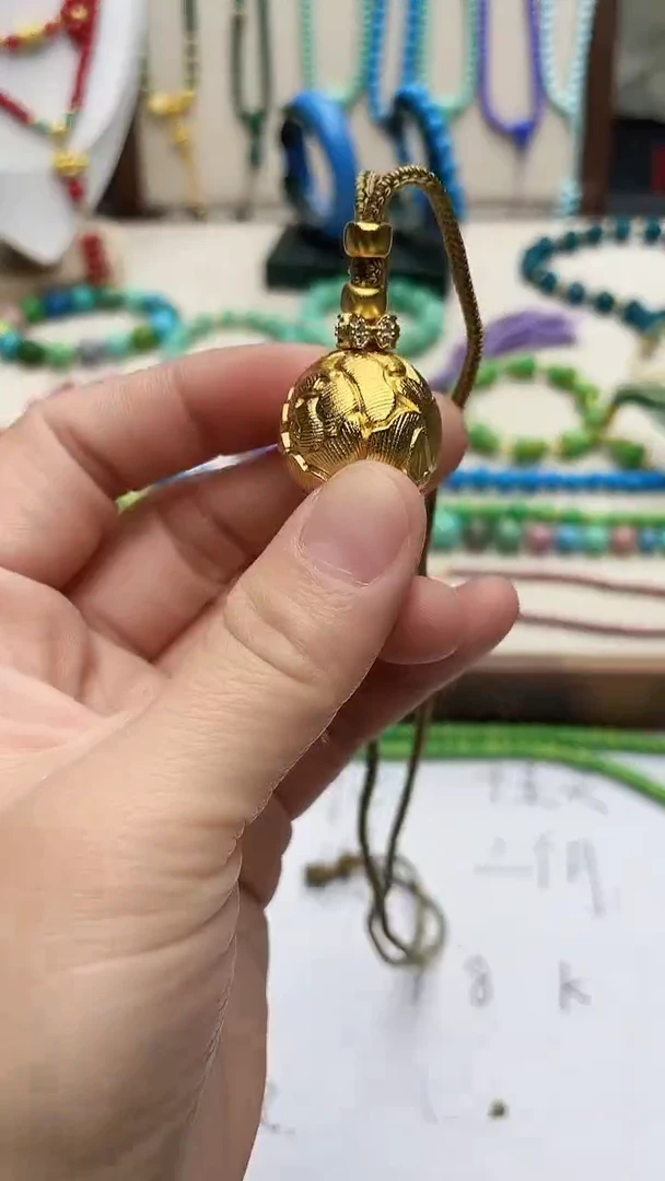 珍藏特色绿色高瓷