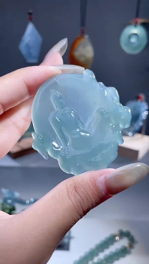颈饰未镶嵌翡翠悟道