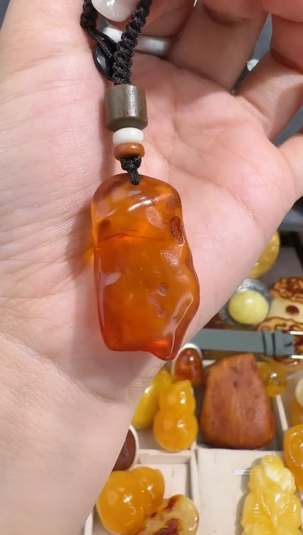 裸石琥珀未镶嵌琥珀