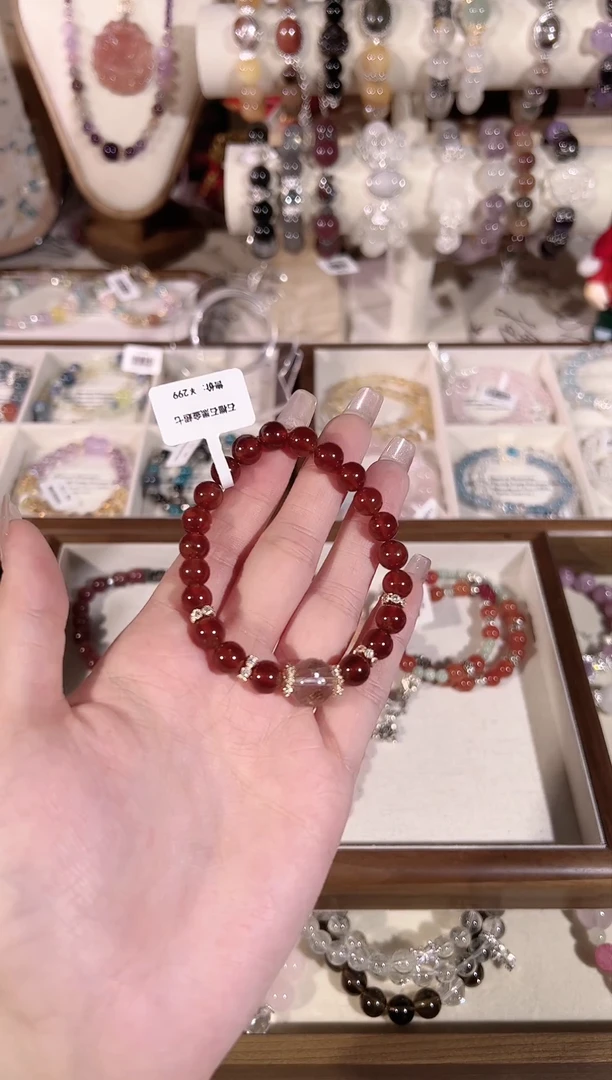 【闪购商品】水晶手链未镶嵌天然水晶 多样性发货发其一颜色微差