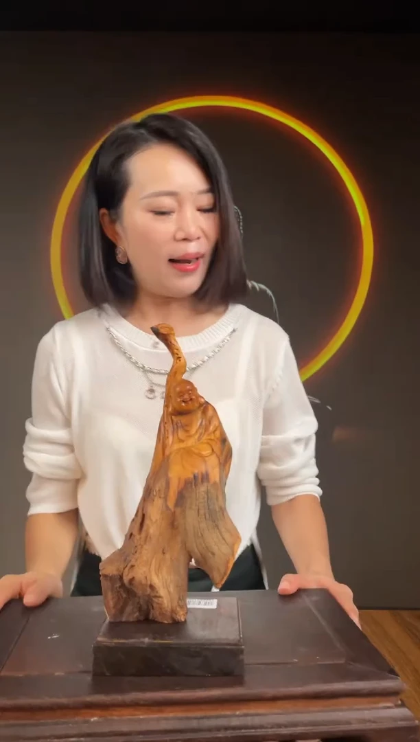 柏木（崖柏）手工摆件,先抢先得! 编号:158