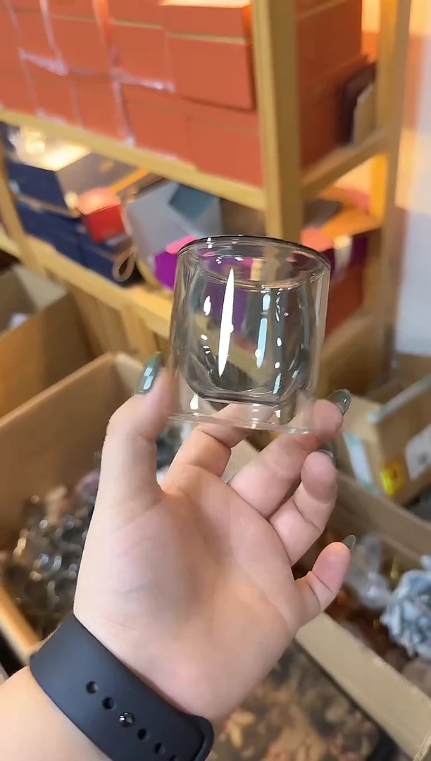 烟灰色双层小杯子