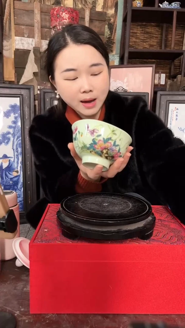 陶景德镇陶瓷摆件M096