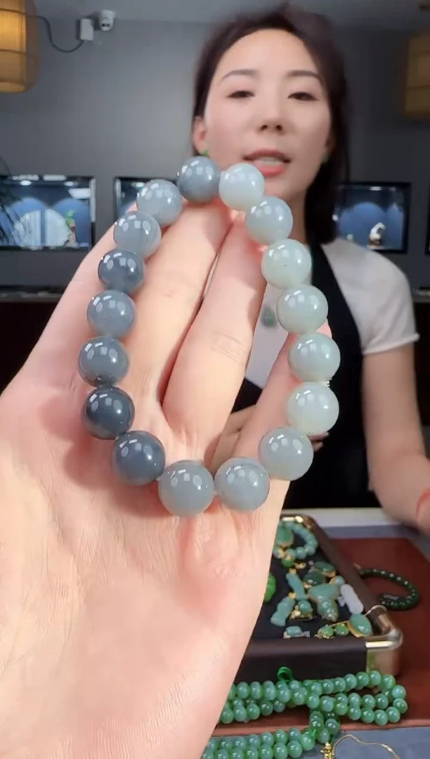 未镶嵌手链和田玉1