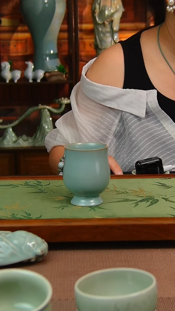 瓷片全手工仿古釉旗袍杯