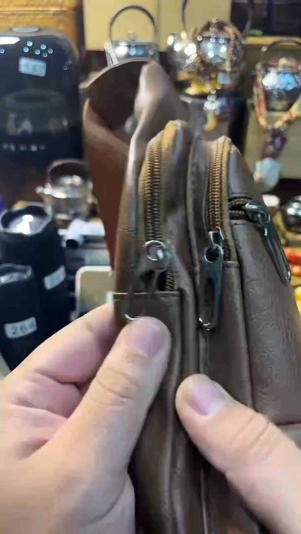 瓷片闪购商品 如图所示