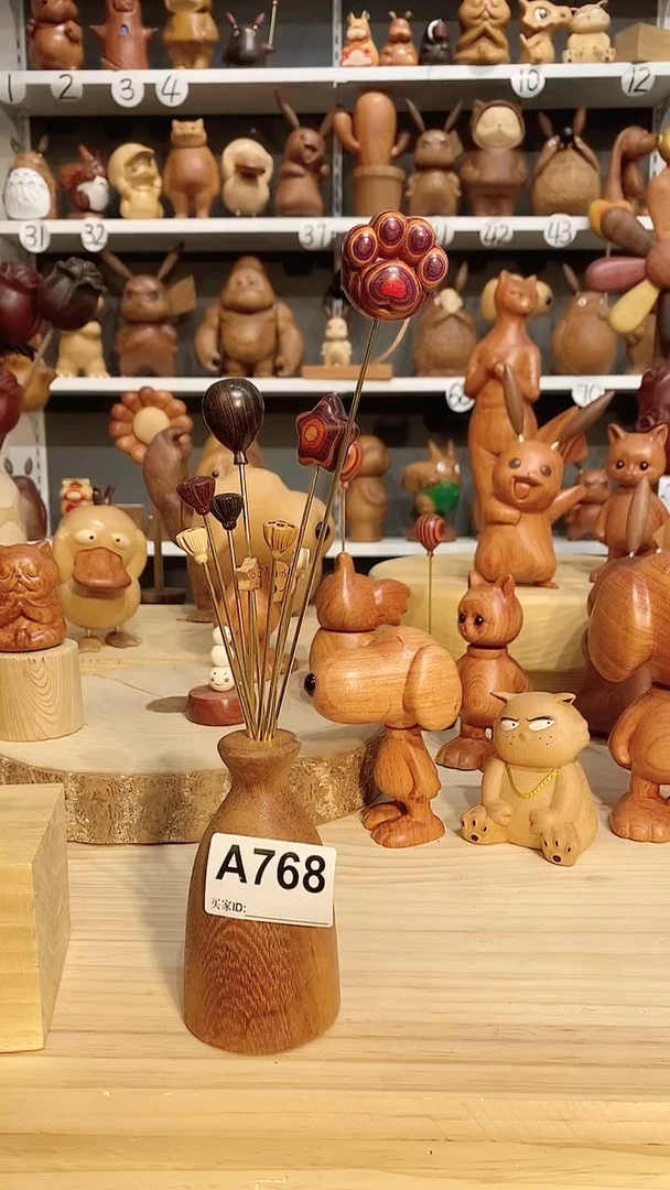 【闪购商品】木木雕摆件卡通可爱