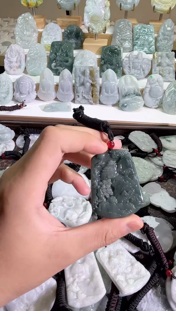 颈饰未镶嵌翡翠11/15  32