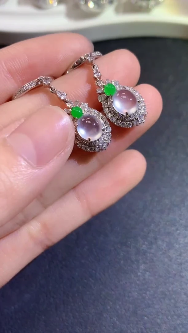 18K金镶嵌翡翠耳饰A52