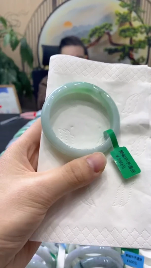 【闪购商品】翡翠手镯未镶嵌0000000014262