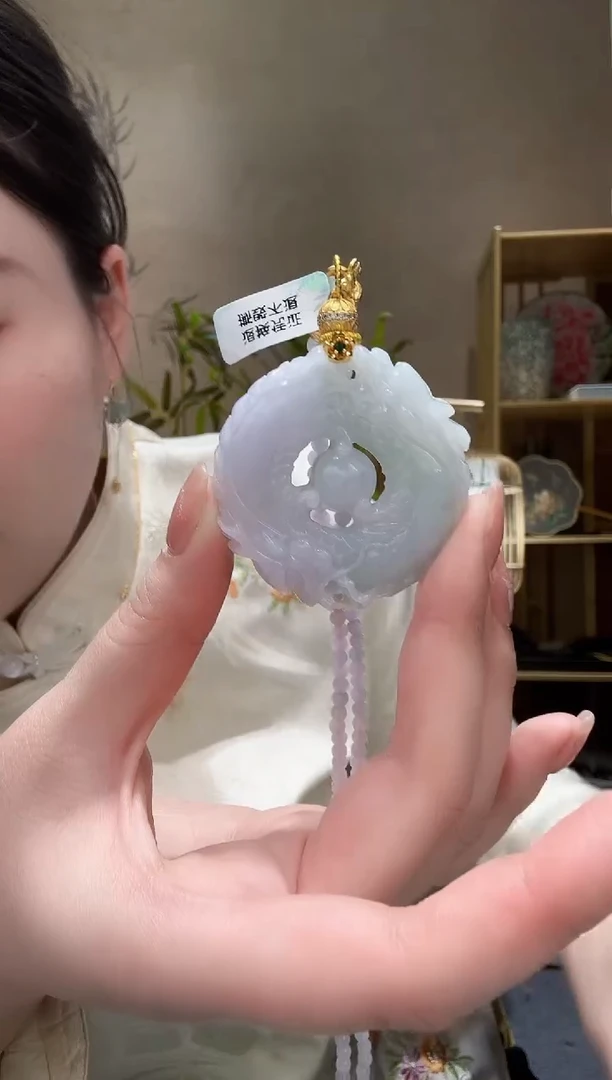 【闪购商品】翡翠颈饰未镶嵌吊坠