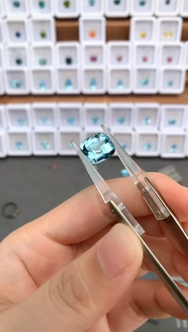 未镶嵌裸石定制托帕石6.5ct