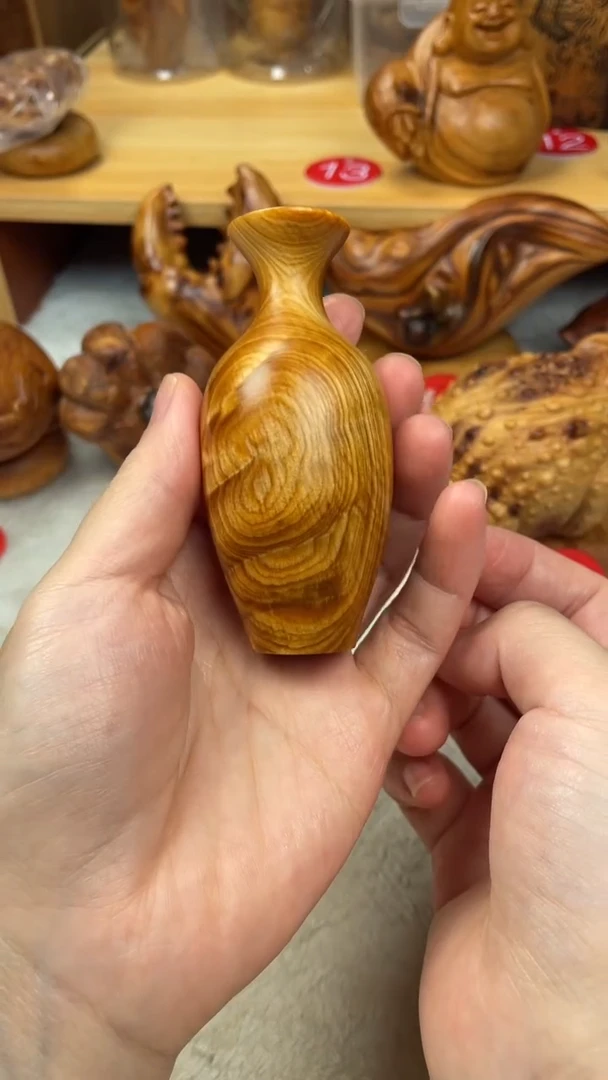 木云*心太行崖柏精品纹理花瓶-福利拍品不退换