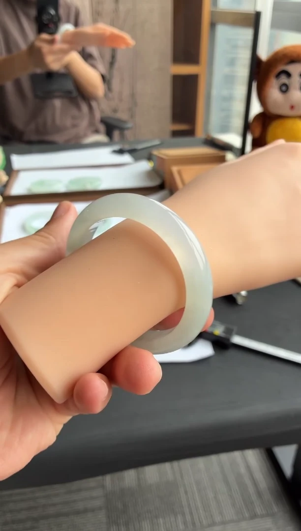 未镶嵌手镯翡翠77号56.5*12.1*9正圈