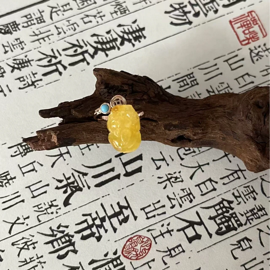天然琥珀貔貅银镶嵌戒指