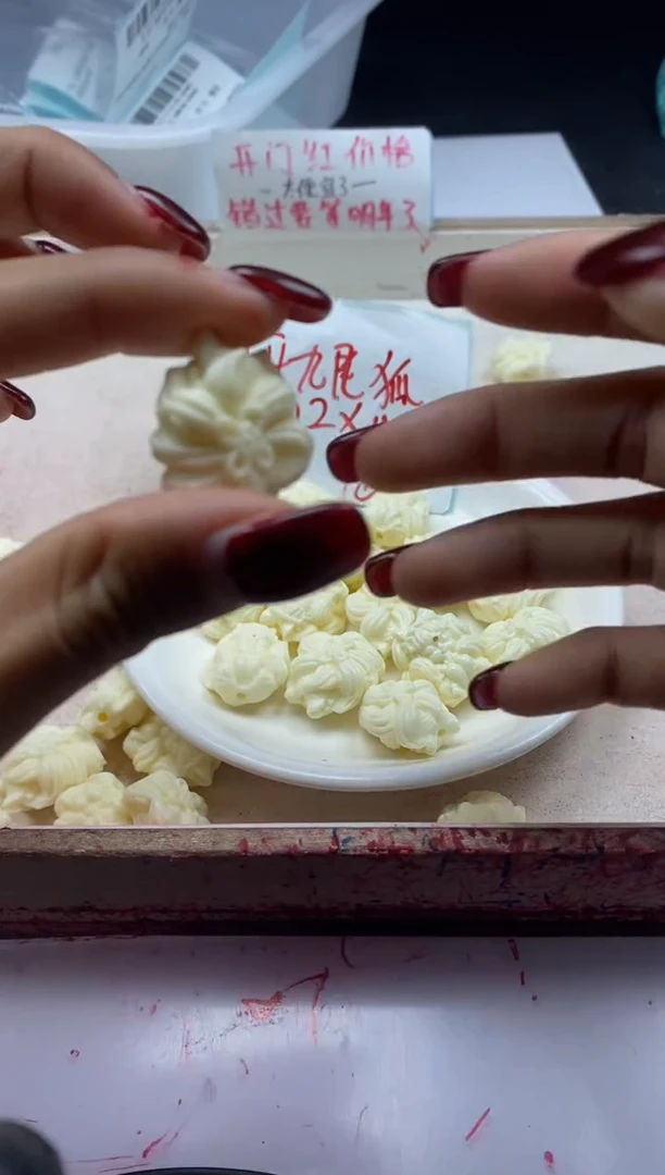 【闪购商品】檀香木散珠w2414牙牙九尾狐*2