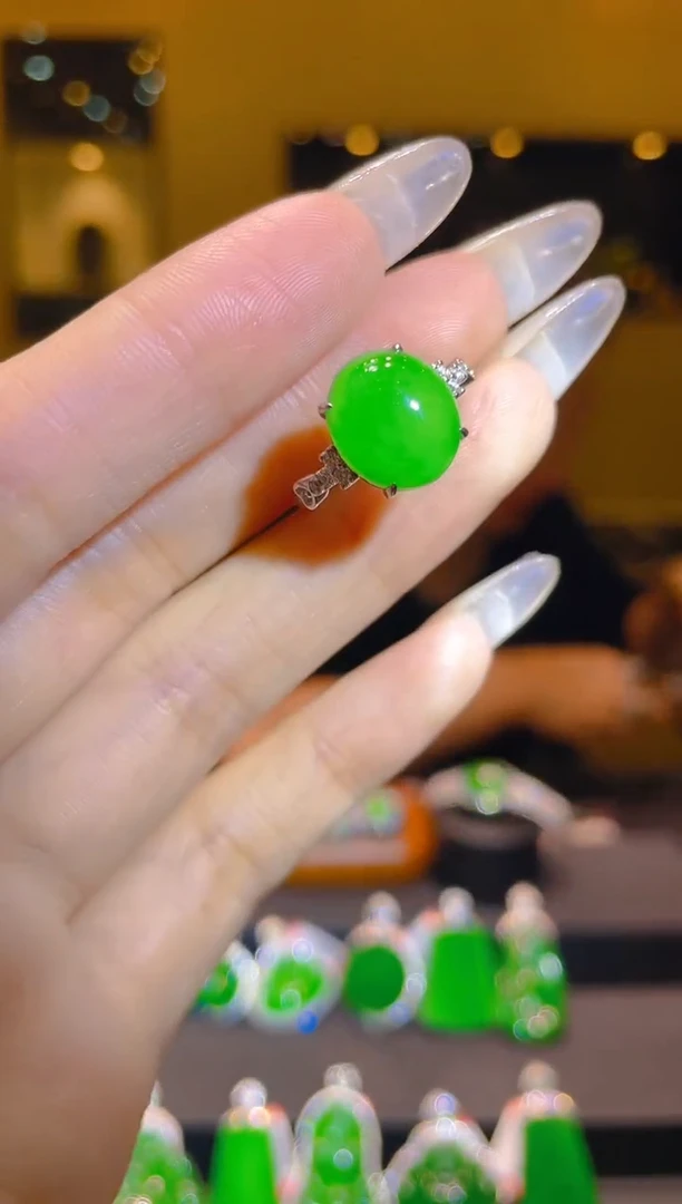 翡翠18K金镶嵌吊坠(不含链)A43