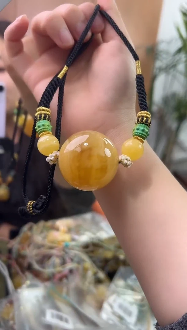 裸石琥珀未镶嵌琥珀蜜蜡吊坠多样性发一条