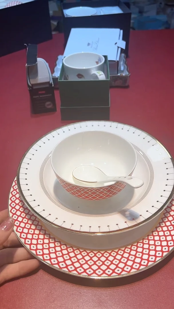 【闪购商品】瓷片锅碗瓢盆一件不剩