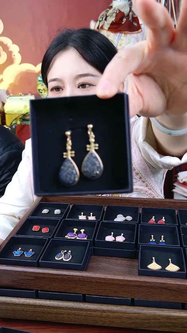 纯铜合金琉璃非遗缂丝琵琶