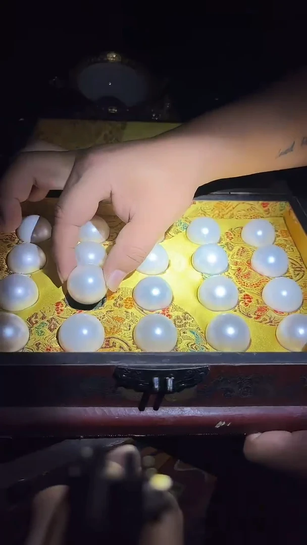 把件贝壳1颗.白.......