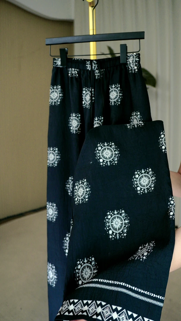 夏季新款阔腿直筒裤简约百搭显瘦休闲风遮肉印花提花