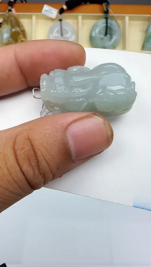 翡翠未镶嵌颈饰缅甸天然A货翡翠