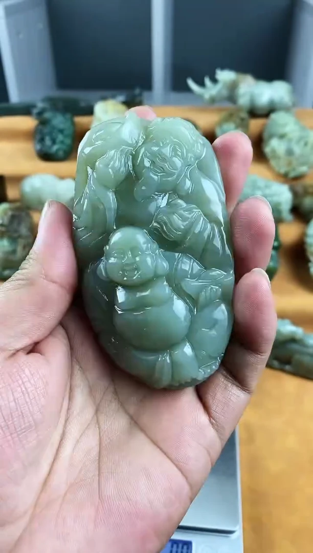 未镶嵌和田玉把件1