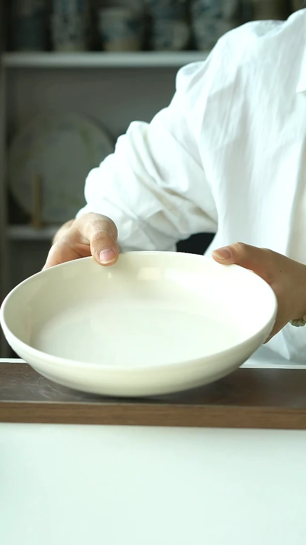 微瑕甜白釉深盘20.5cm@4-2@