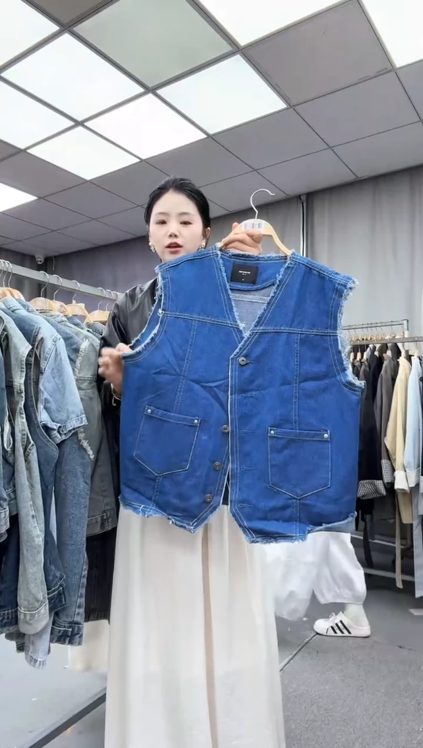 码 大哥家漂亮衣服漂亮颜色