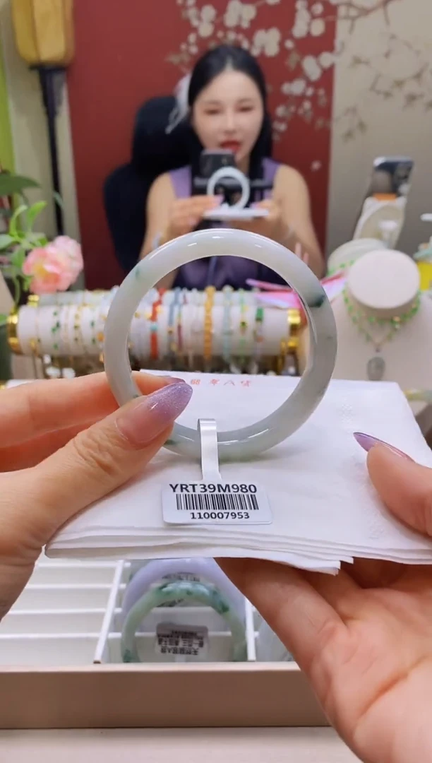 翡翠手镯未镶嵌11号58.1/12.0*7.2