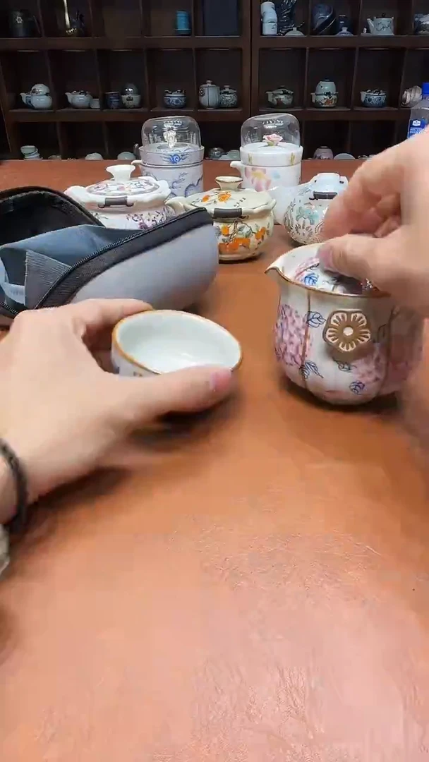 高雅艺术瓷简单清