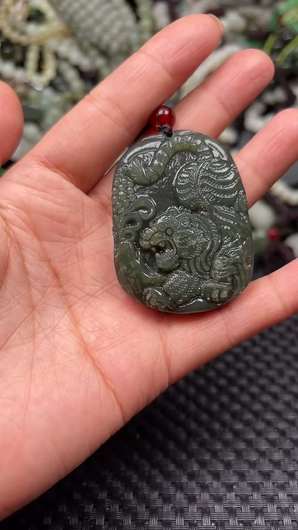 【闪购商品】和田玉颈饰未镶嵌.