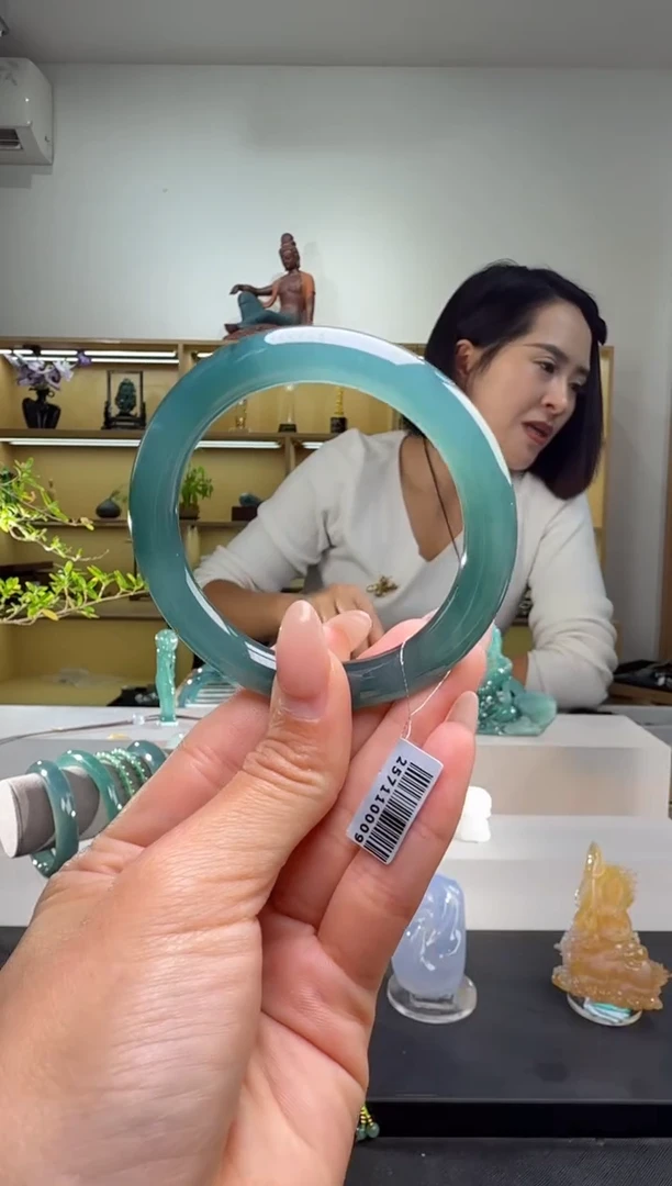 未镶嵌手镯翡翠54圈