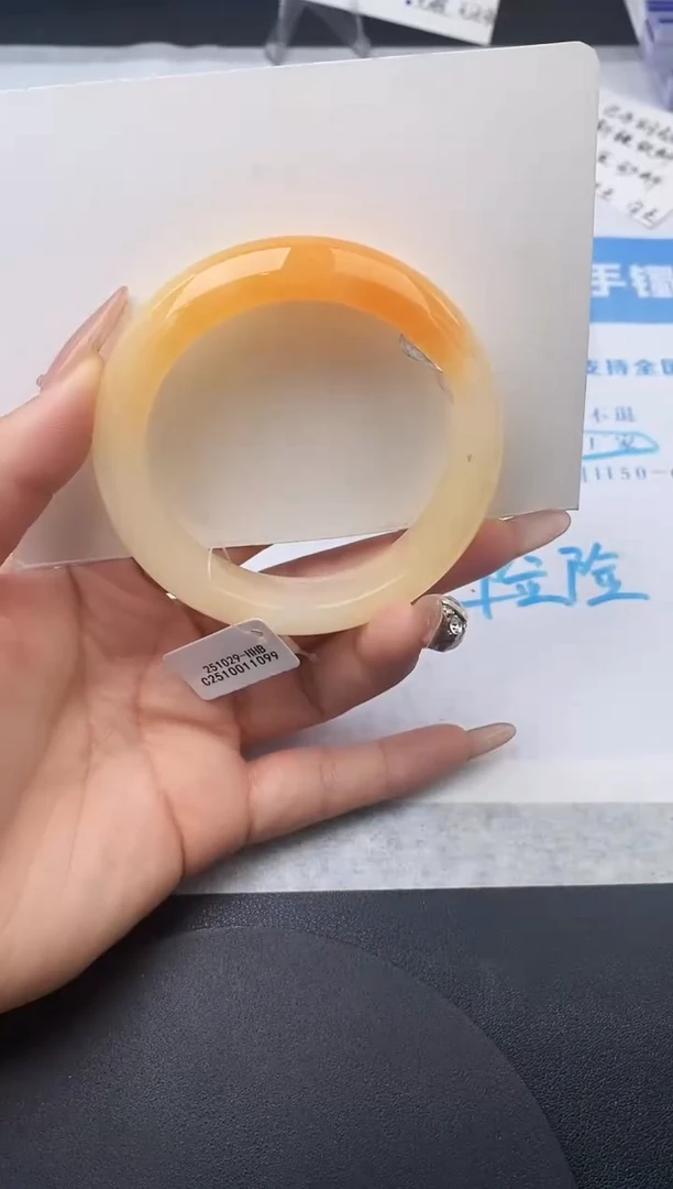 未镶嵌手镯石英质玉w32-HHB56+