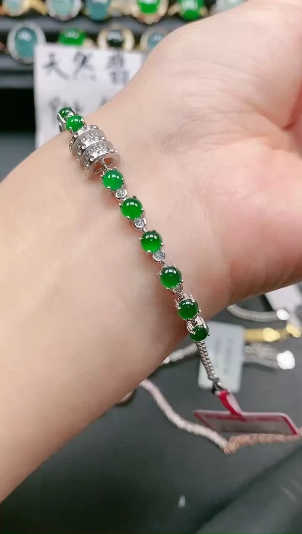 翡翠戒指银S925镶嵌111111