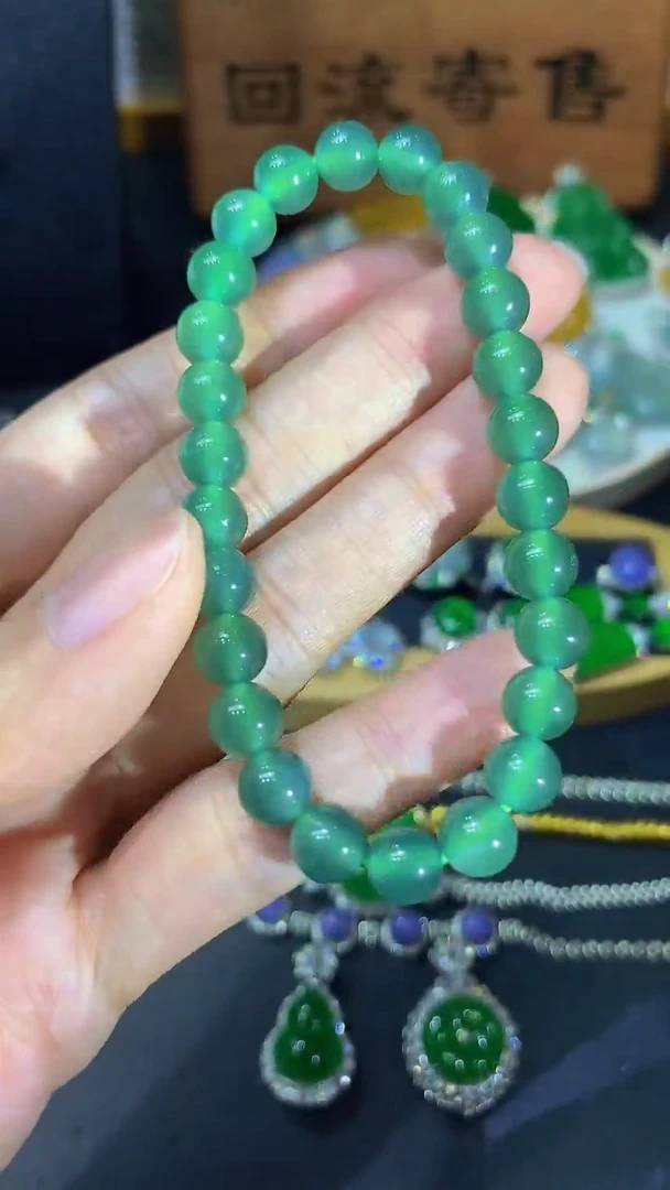 未镶嵌手串翡翠团购