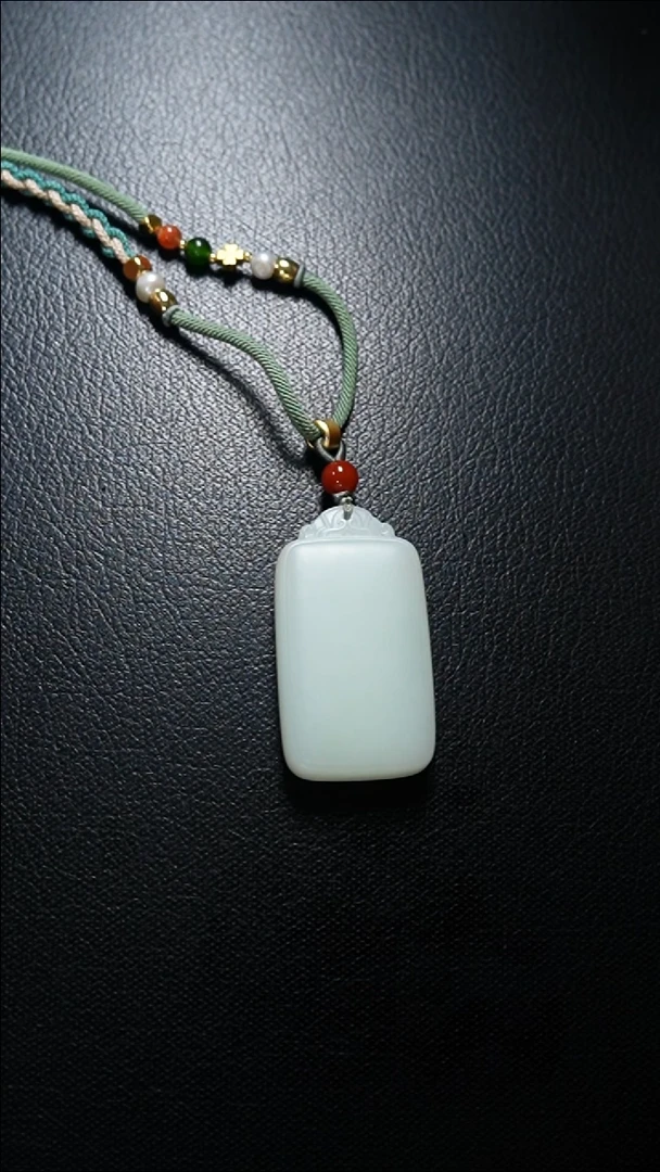 【闪购商品】和田玉颈饰未镶嵌无事牌