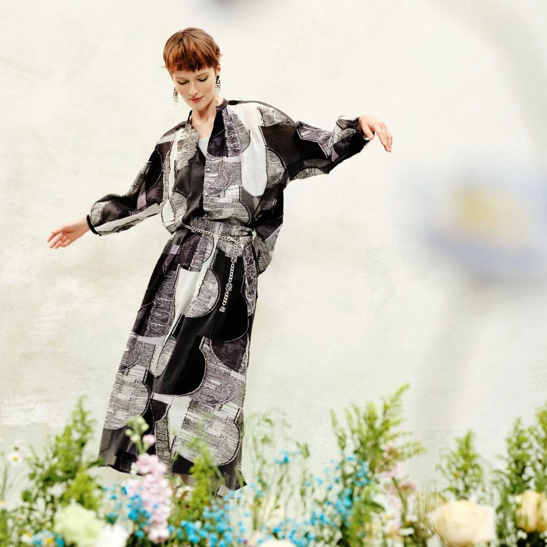 limil/丽米儿春夏时尚气质透视轻盈精致轻薄衬衫9300144/9200088