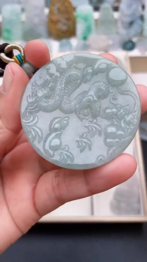 颈饰未镶嵌翡翠天然缅甸翡翠A货160