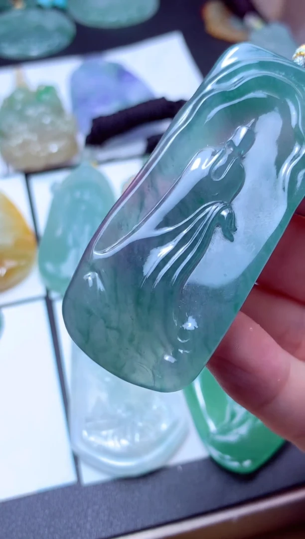 颈饰未镶嵌翡翠天然翡翠A货
